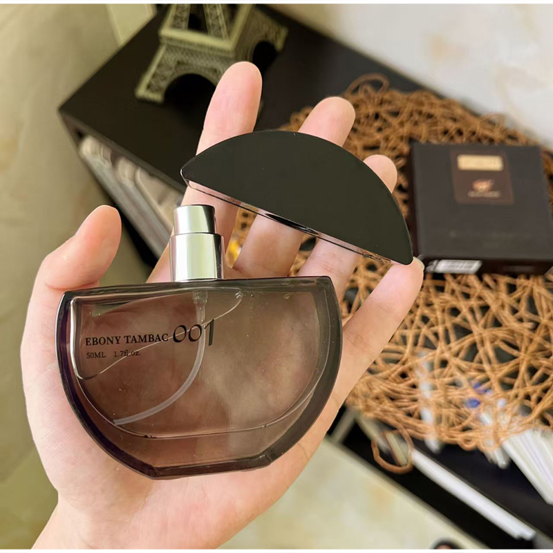 Luxury Oriental Ebony Woody กล - Fragrance Perfume In Dubai บทวิจารณ์และราคา
